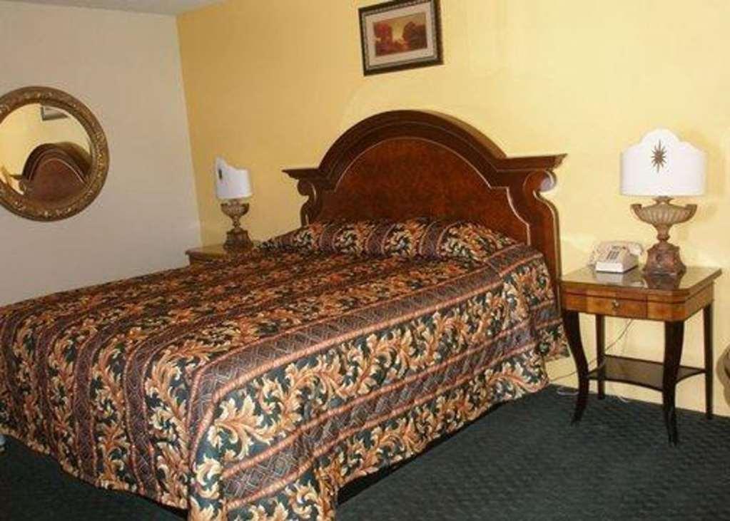 Beyond Stay Hotel Victorville Downtown Phòng bức ảnh
