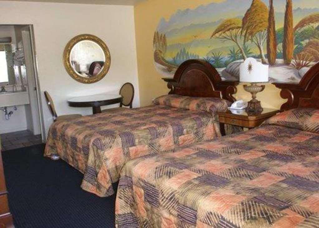 Beyond Stay Hotel Victorville Downtown Phòng bức ảnh