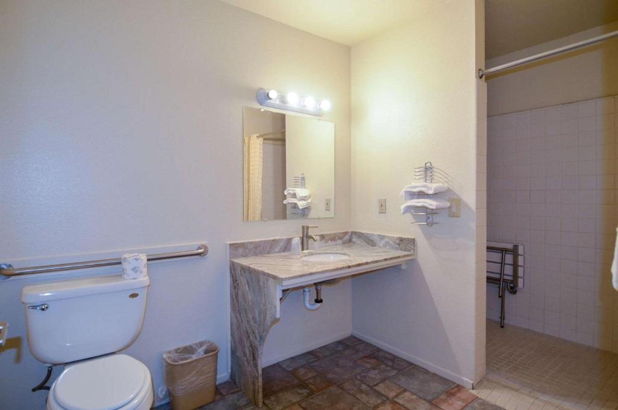 Beyond Stay Hotel Victorville Downtown Ngoại thất bức ảnh