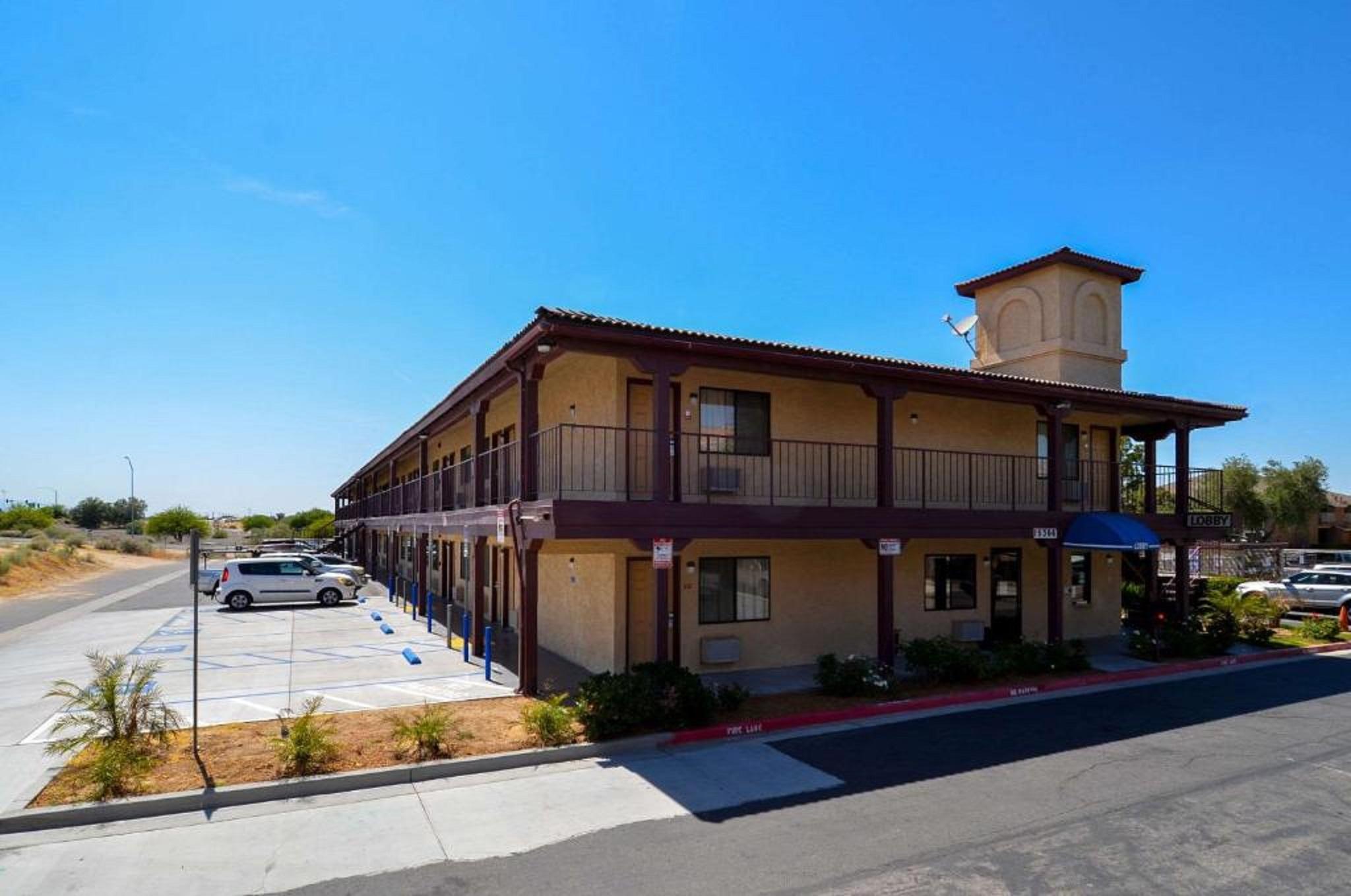 Beyond Stay Hotel Victorville Downtown Ngoại thất bức ảnh