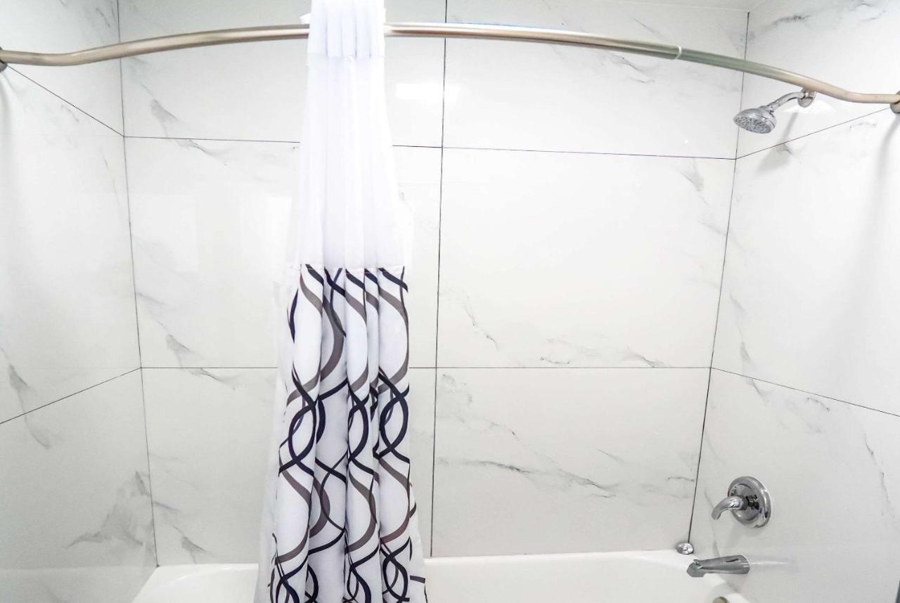 Beyond Stay Hotel Victorville Downtown Ngoại thất bức ảnh